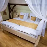 Premium Pensión 4*